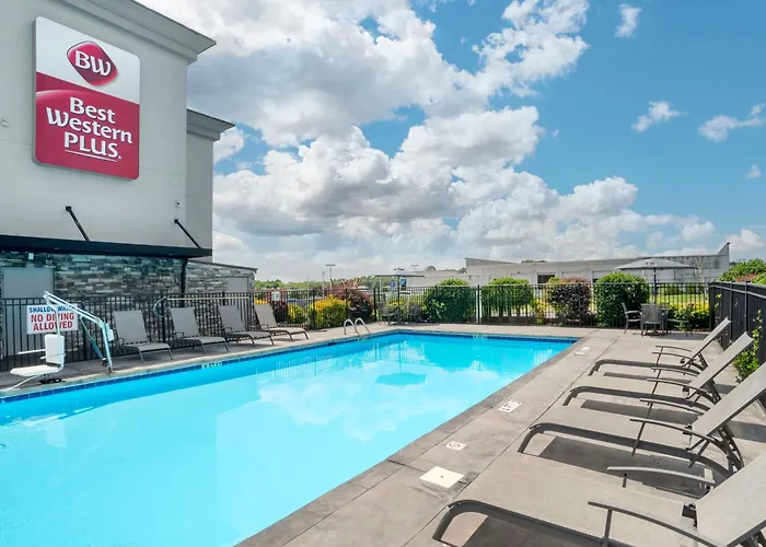 Best Western Plus Greenville I-385 Inn&Suites